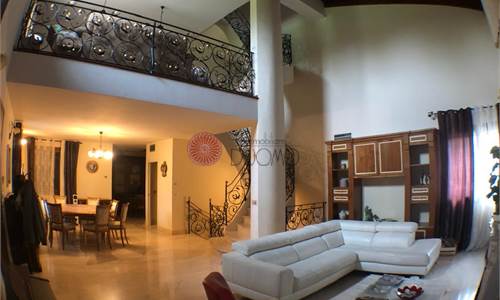 VILLA ABBINATA CON FINITURE DI LUSSO IN CLASSE A